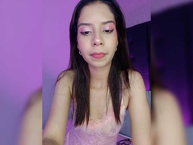 AriBlake live cam on BongaCams