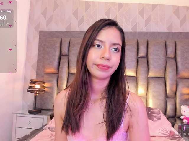 AriBlake live cam on BongaCams