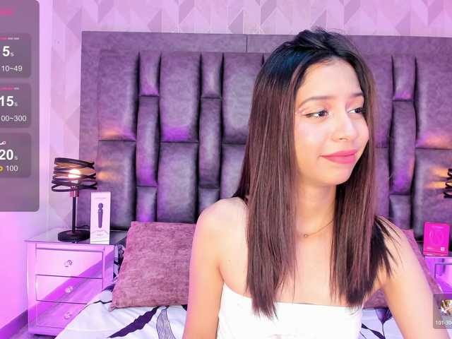 AriBlake live cam on BongaCams