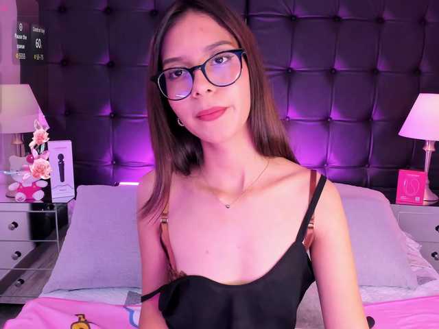 AriBlake live cam on BongaCams