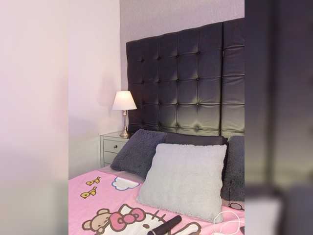 AriBlake live cam on BongaCams
