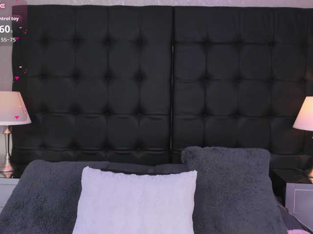 AriBlake live cam on BongaCams