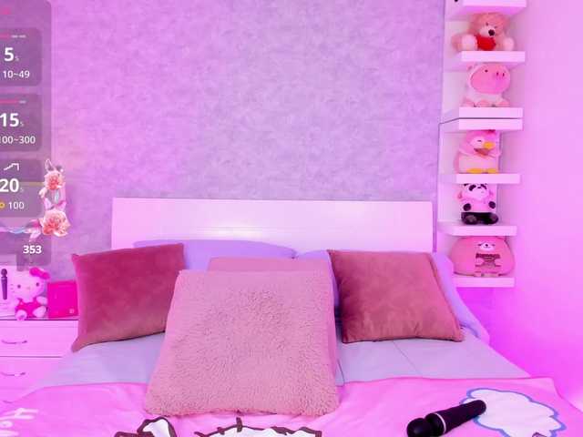AriBlake live cam on BongaCams