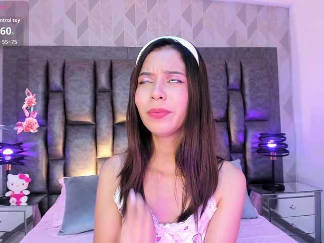 AriBlake live cam on BongaCams