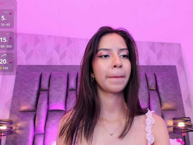 AriBlake live cam on BongaCams