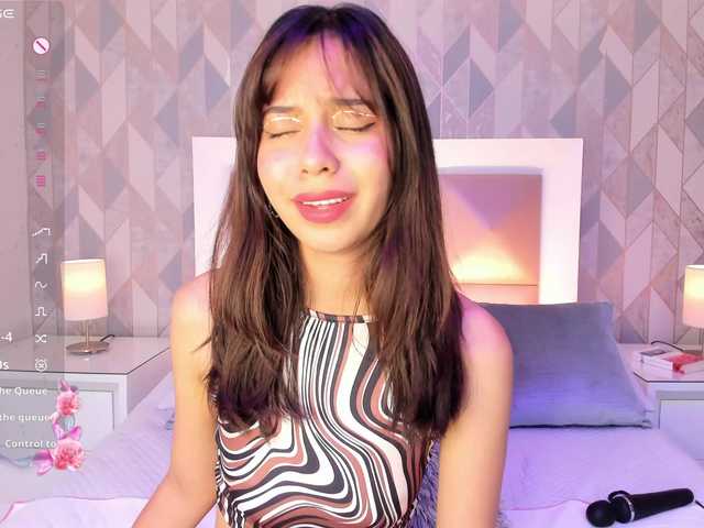 AriBlake live cam on BongaCams