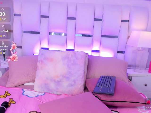 AriBlake live cam on BongaCams