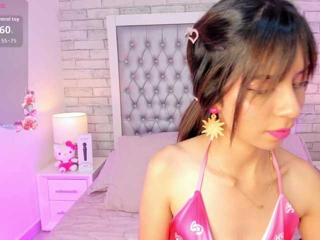 AriBlake live cam on BongaCams