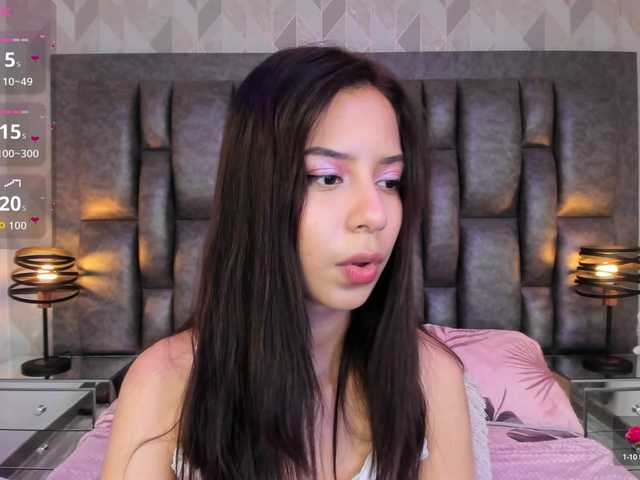 AriBlake live cam preview