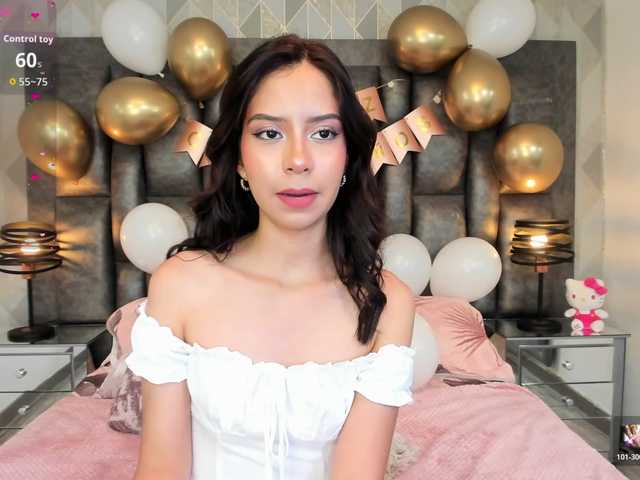 AriBlake live cam on BongaCams