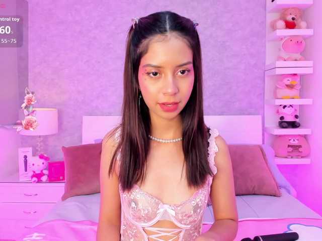 AriBlake live cam on BongaCams