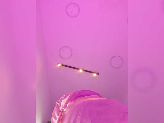AriBlake live cam on BongaCams