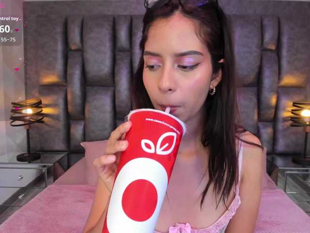 AriBlake live cam on BongaCams