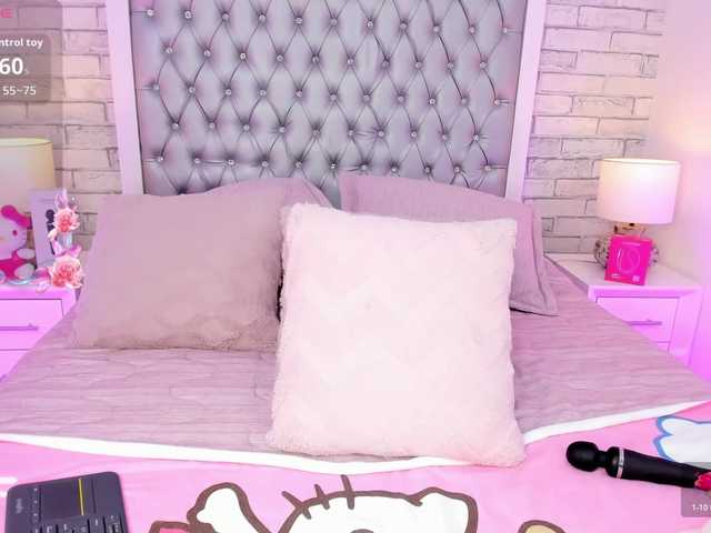 AriBlake live cam on BongaCams