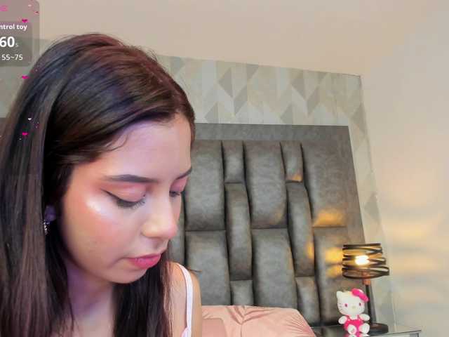 AriBlake live cam on BongaCams
