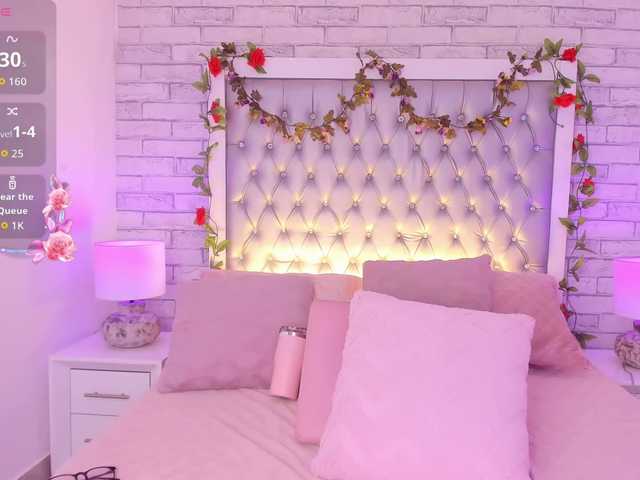 AriBlake live cam on BongaCams
