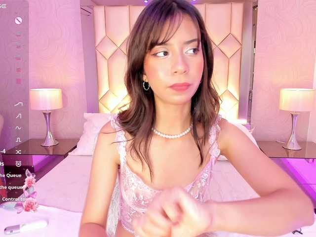 AriBlake live cam on BongaCams