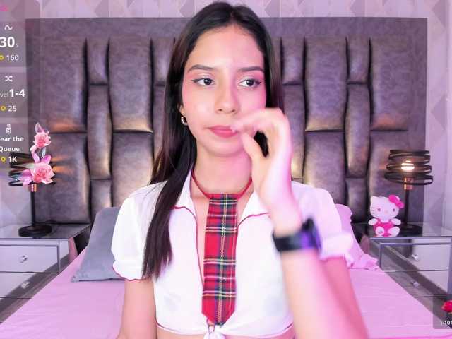 AriBlake live cam on BongaCams
