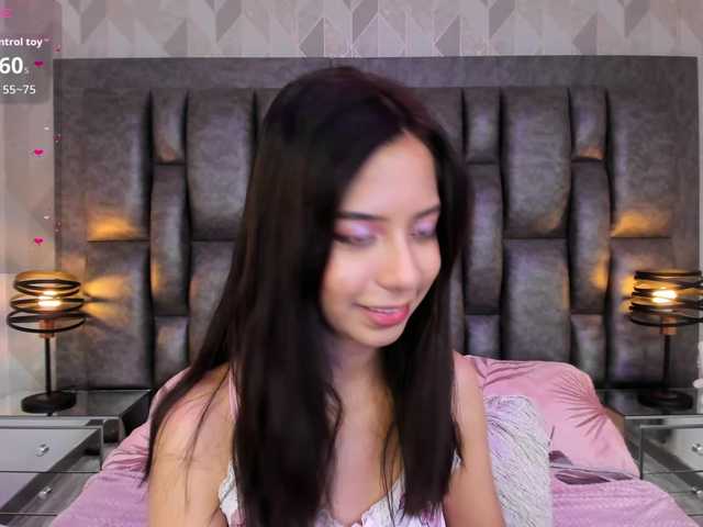 AriBlake live cam on BongaCams