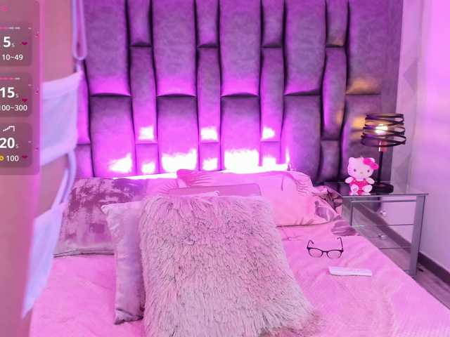 AriBlake live cam on BongaCams