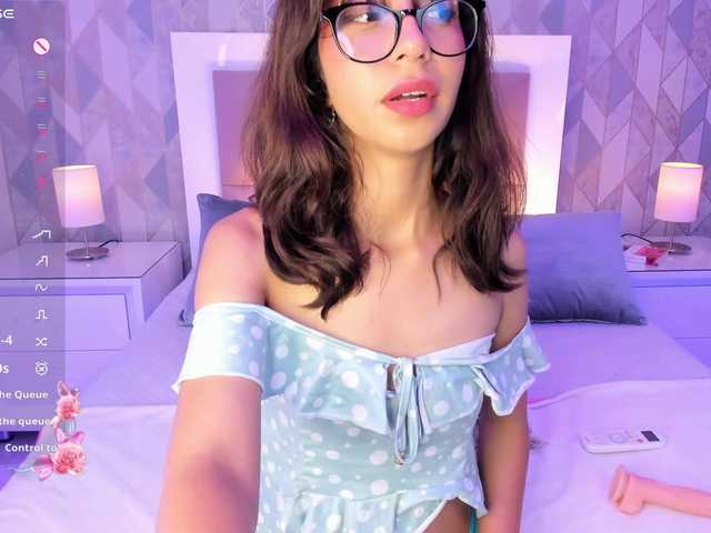 AriBlake live cam on BongaCams