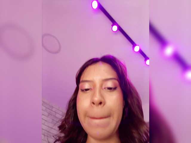 AriBlake live cam on BongaCams