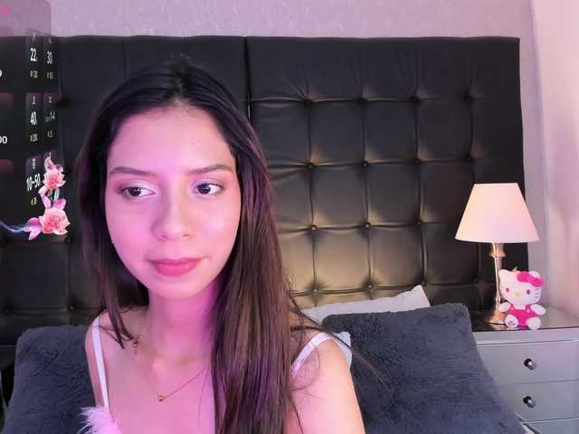 AriBlake live cam on BongaCams