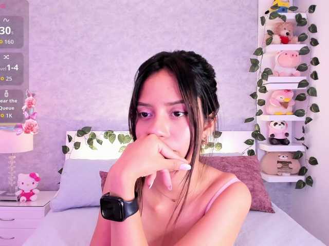 AriBlake live cam on BongaCams