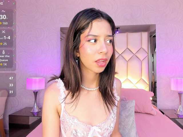 AriBlake live cam on BongaCams
