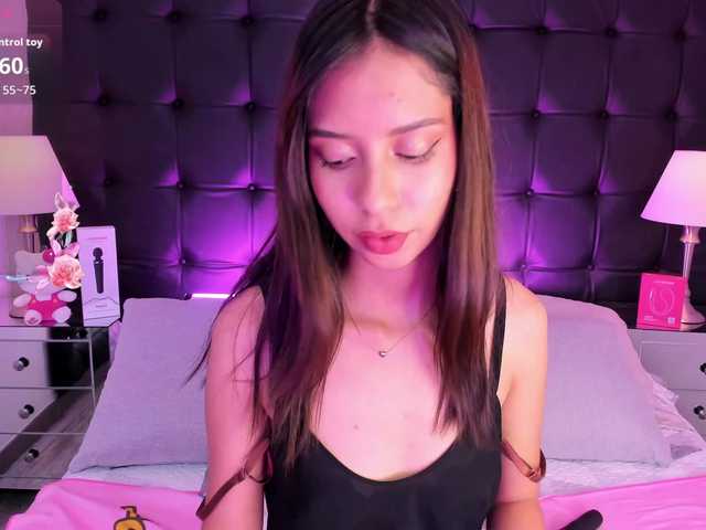 AriBlake live cam on BongaCams