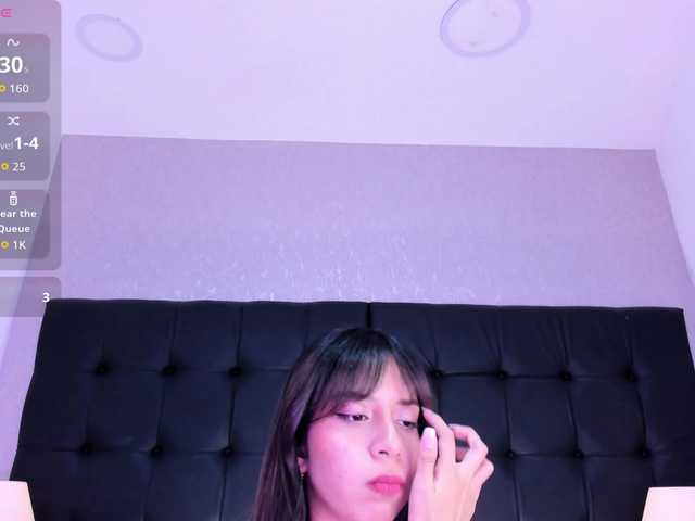 AriBlake live cam on BongaCams