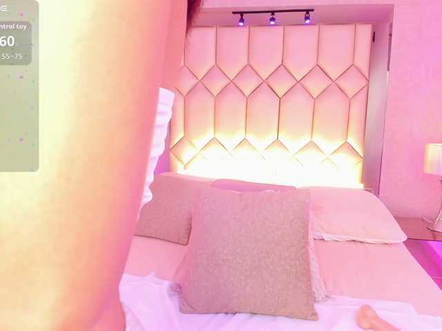 AriBlake live cam on BongaCams