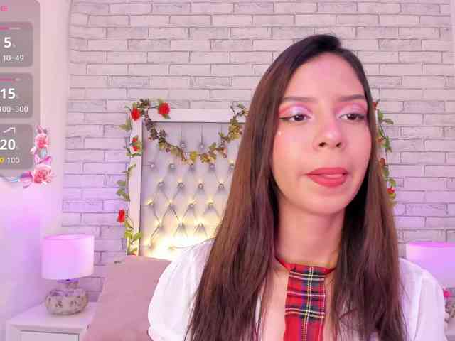 AriBlake webcam