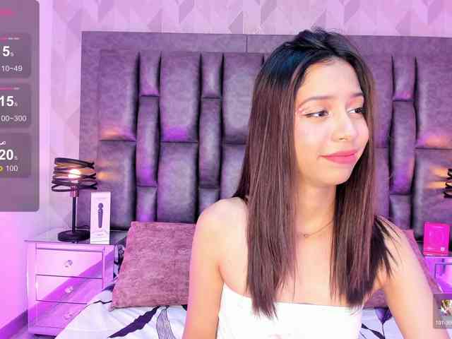 AriBlake webcam