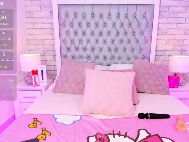 AriBlake webcam