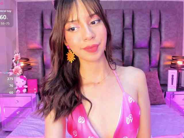 AriBlake webcam