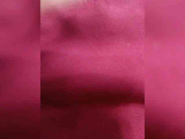 AriBlake webcam