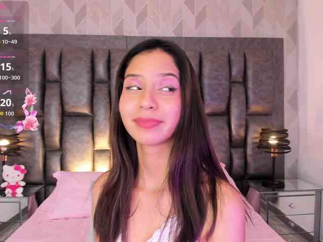 AriBlake webcam