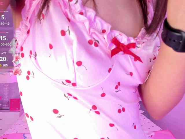 AriBlake webcam