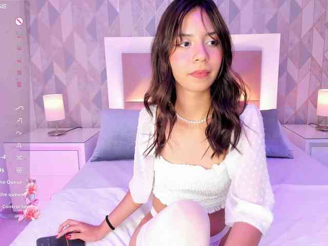 AriBlake webcam