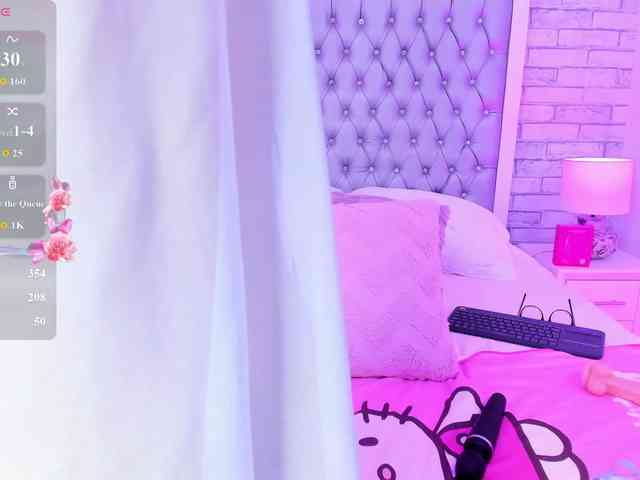 AriBlake webcam