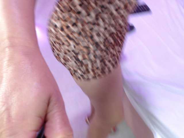 QueenofFirex's BongaCams show and profile