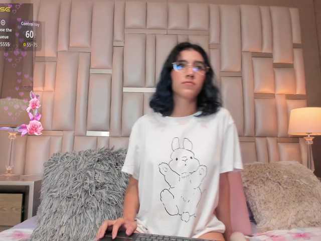 VioletaLane's BongaCams show and profile