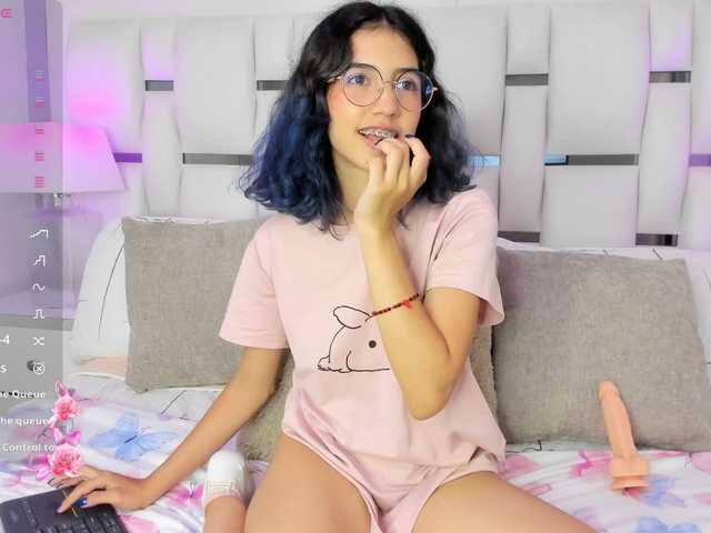 VioletaLane live cam on BongaCams