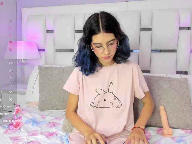 VioletaLane live cam on BongaCams