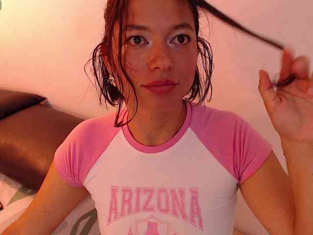 MirandaLarsson webcam