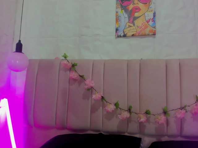 cloe-maisonn's BongaCams show and profile