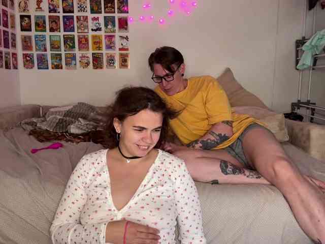 live-sexy1 webcam
