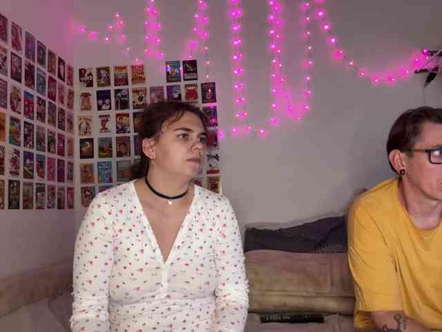 live-sexy1 webcam
