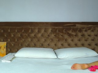 aylinhoney Porn Show